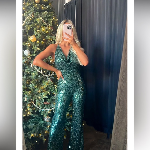 Green Sequin Jumpsuit. M. NWT - Picture 2 of 16